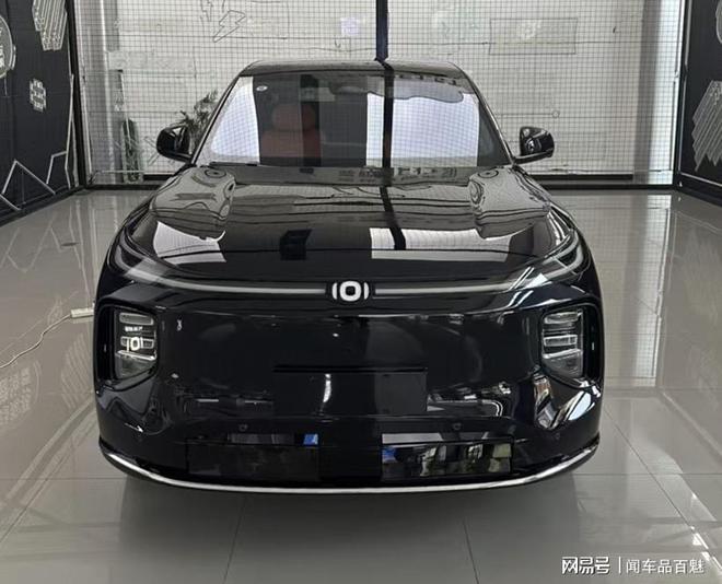 Model Y大一圈还带CDC魔毯或13万起冰球突破豪华版手机版长安启源Q07实车到店比(图4)