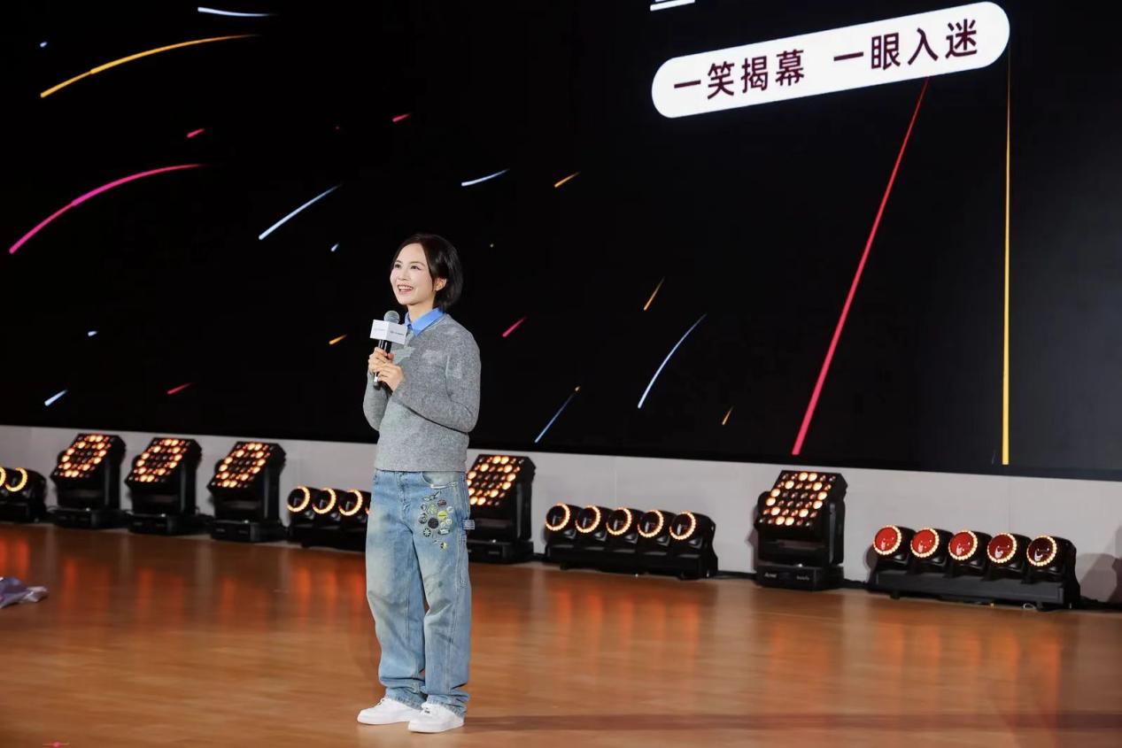 上市34万元起高定小车开回家冰球突破26款全新奇瑞冰淇淋(图5)